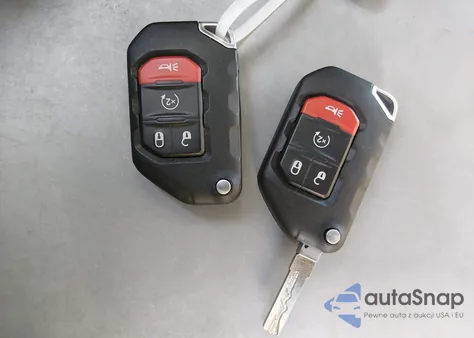 2019 Jeep Wrangler Unlimited Rubicon 4X4 from USA, damaged, VIN 1C4HJXFG7KW574611